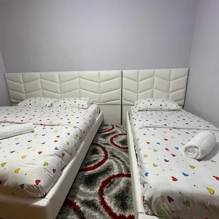 Main Square Apartament Tirana